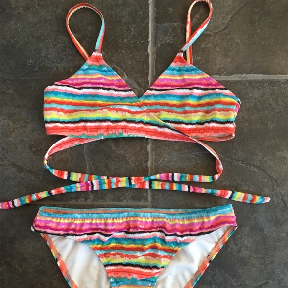 Reef Bikini - Picture 1 of 2